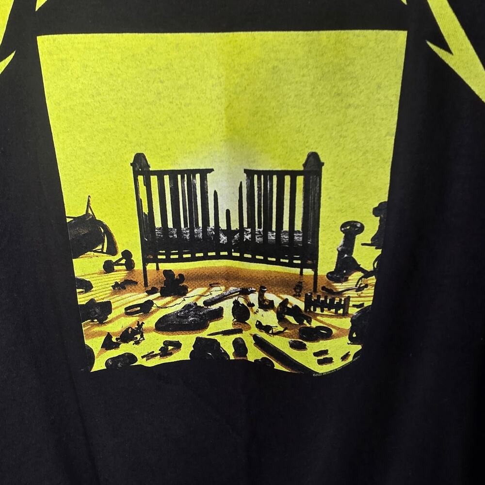 NWT Hot Topic Metallica Seventy Two Seasons Black Yellow Concert Band Tee XL - Picture 5 of 8